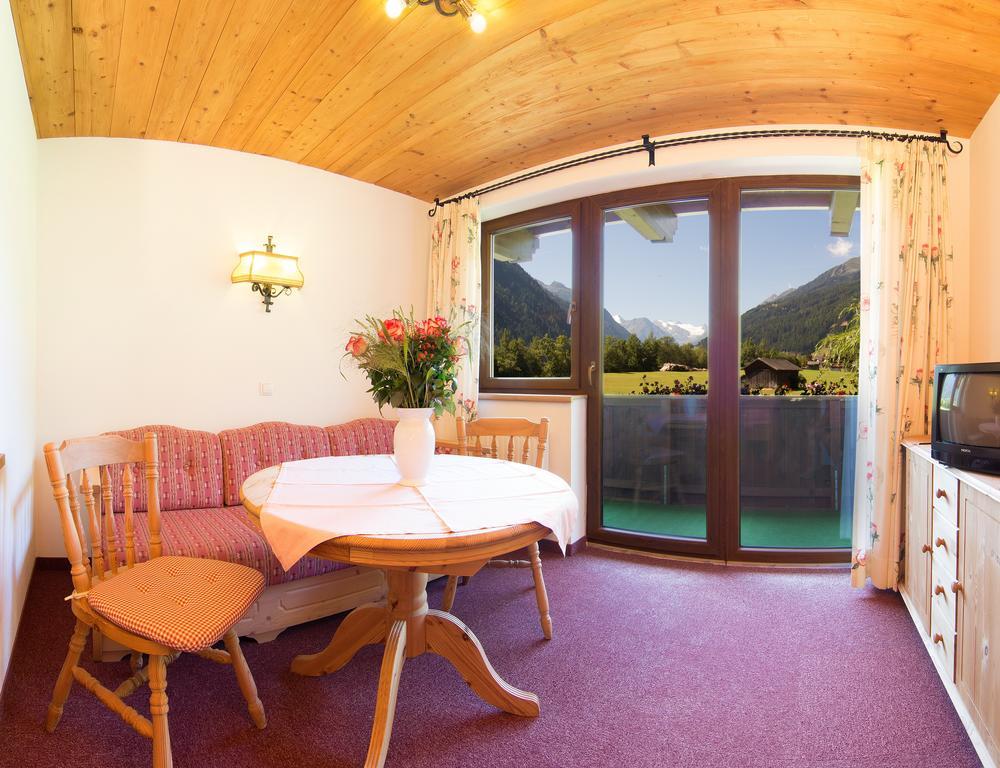 Hotel Rosengarten نيوستيف ام ستوبيتا الغرفة الصورة