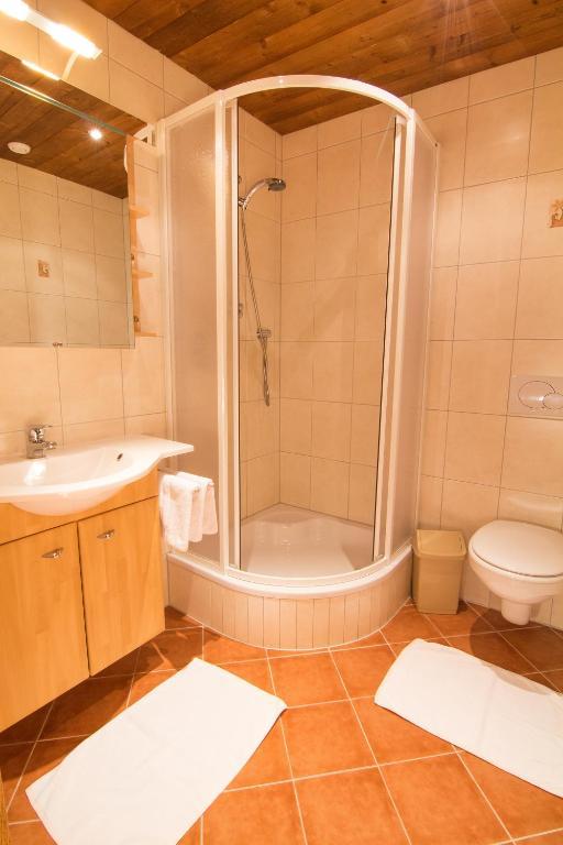 Hotel Rosengarten نيوستيف ام ستوبيتا الغرفة الصورة