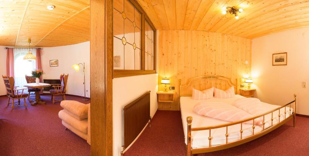 Hotel Rosengarten نيوستيف ام ستوبيتا الغرفة الصورة